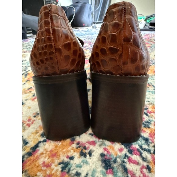 Vince Camuto Segellis Brown Croc Embossed Leather Block Heel Loafers Women's 9.5 - Picture 5 of 8